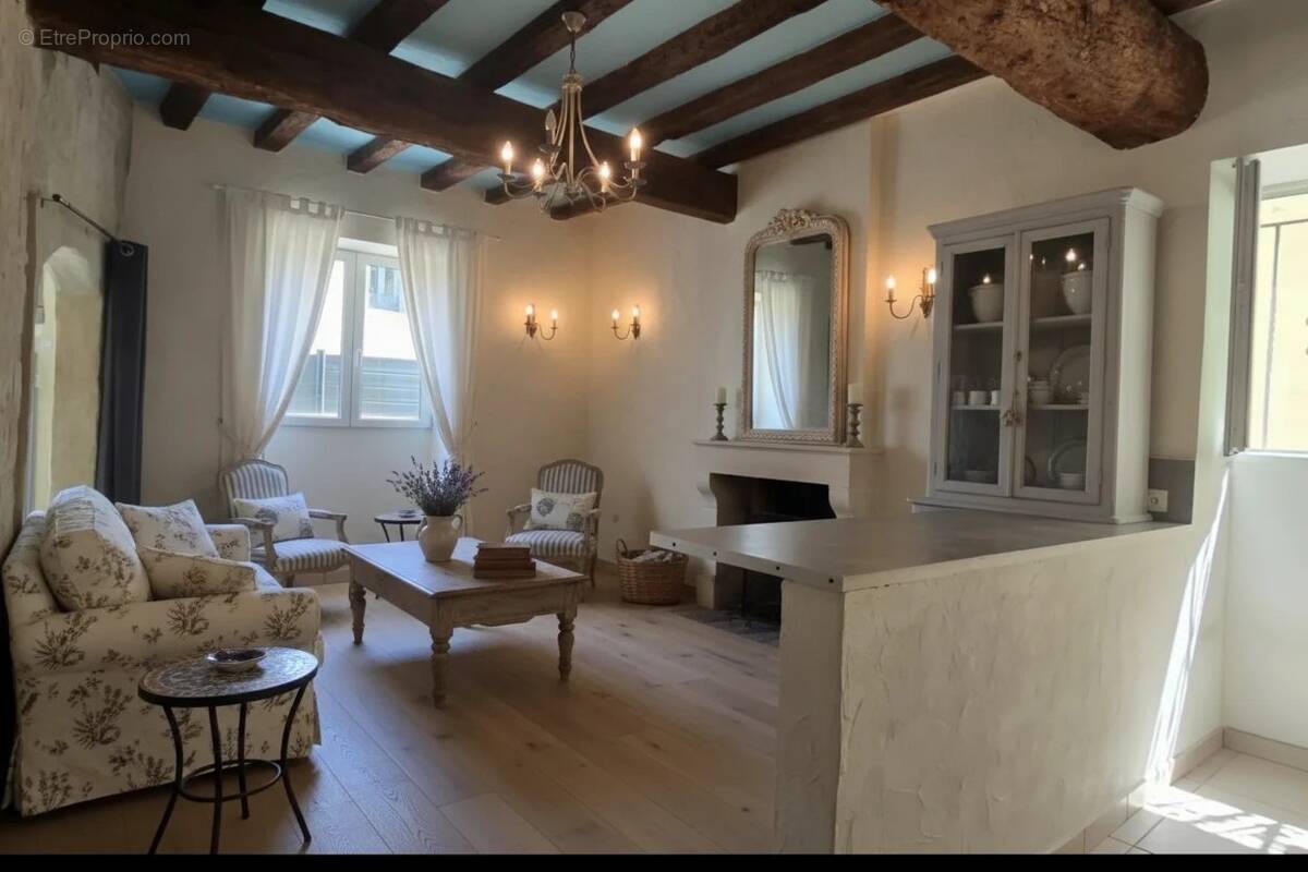 Maison à SAINT-GILLES