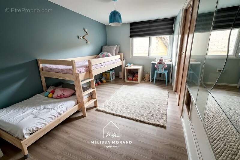 Appartement à ALLONZIER-LA-CAILLE