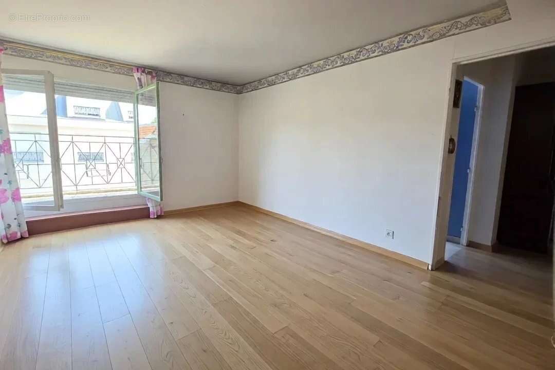 Appartement à CROISSY-SUR-SEINE