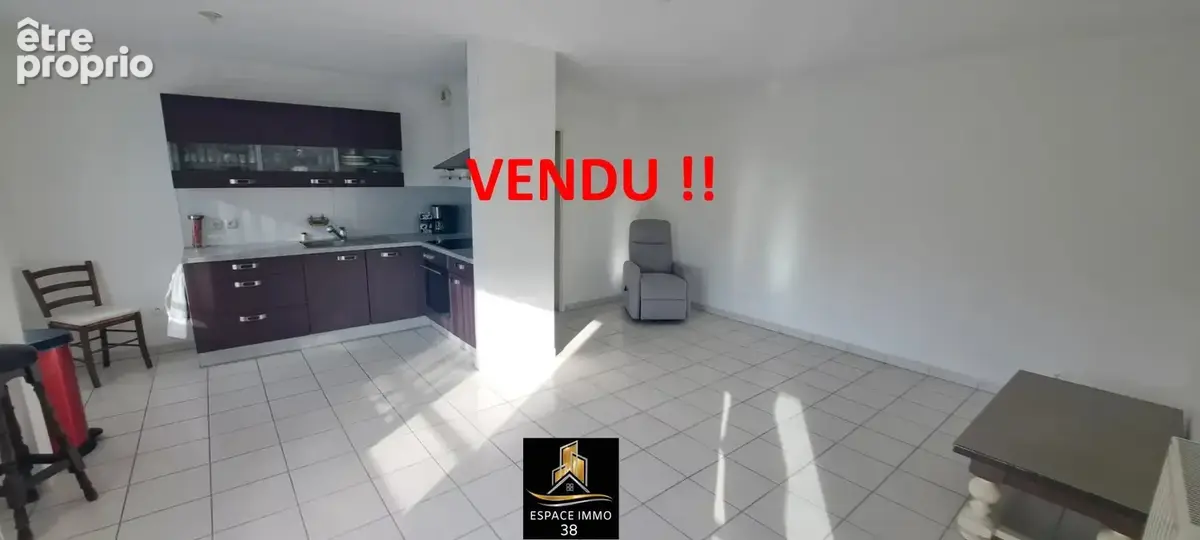 Appartement à SAINT-MARTIN-D'HERES