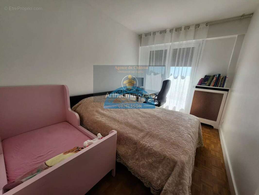 Appartement à CHENNEVIERES-SUR-MARNE