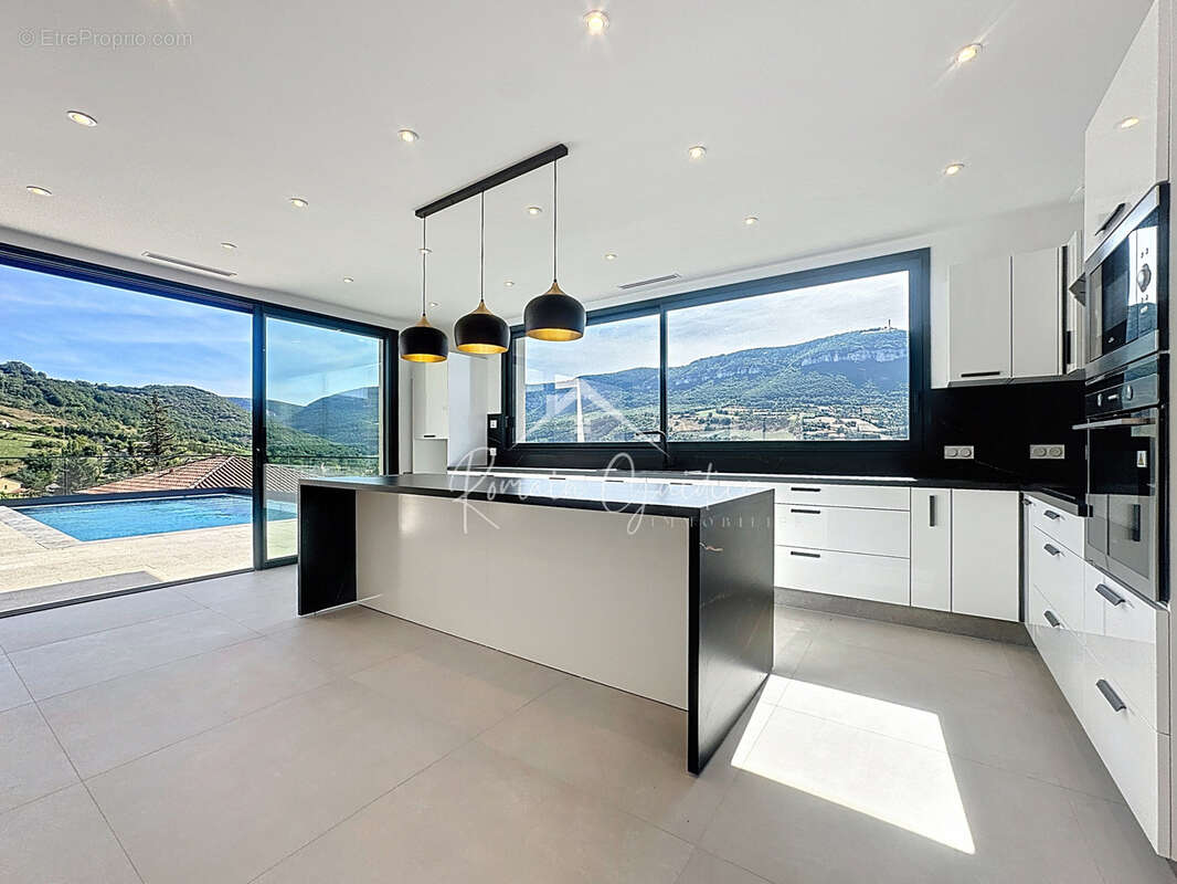 Villa de prestige neuve de 124 m2 - photo 4