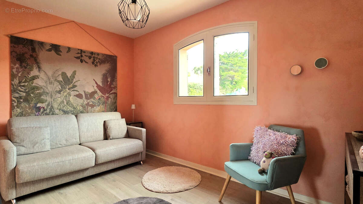 Maison à SIX-FOURS-LES-PLAGES