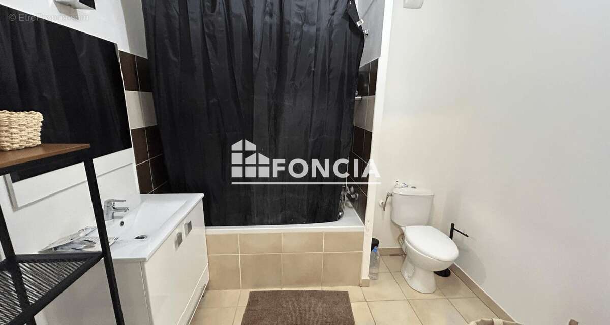 Appartement à LE LUC