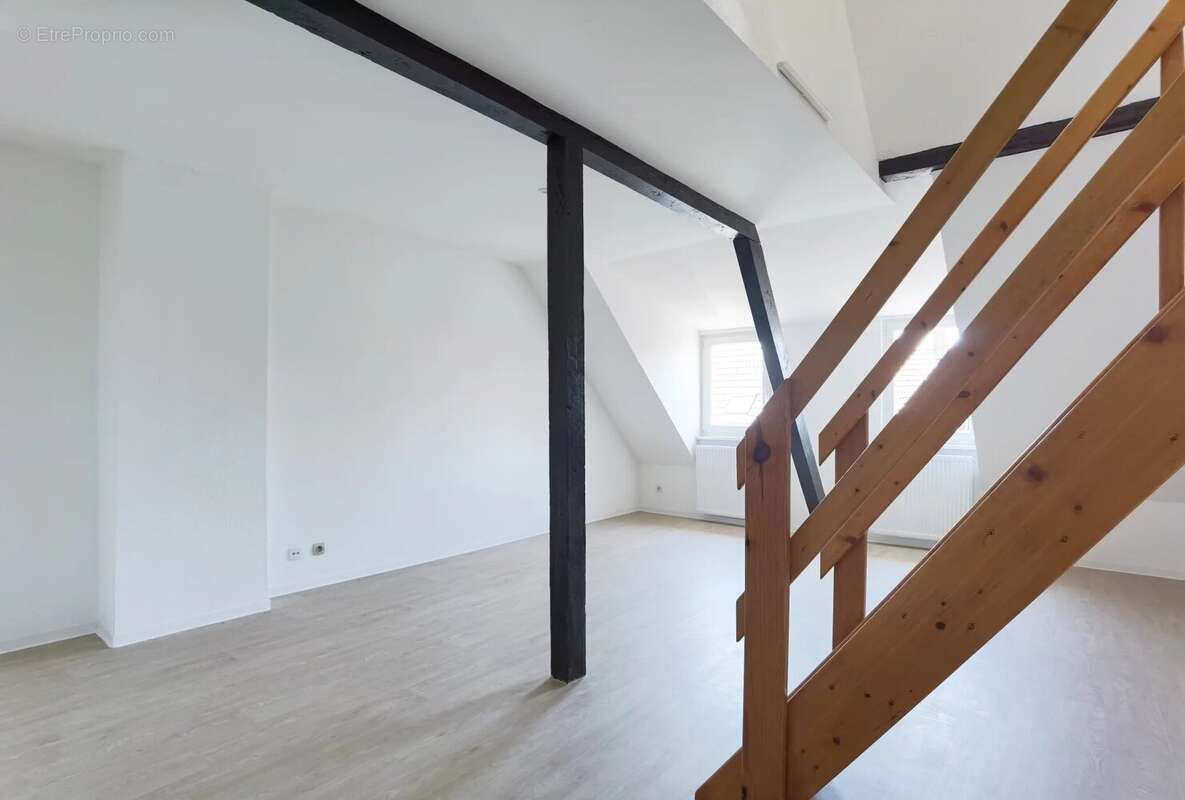 Appartement DUPLEX 82m² - Vue dégagée - photo 4
