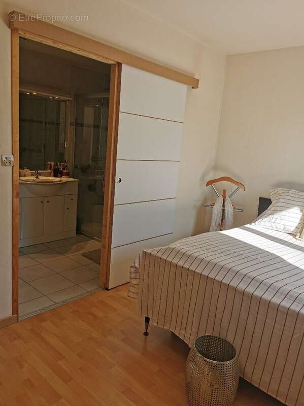 Maison à NISSAN-LEZ-ENSERUNE