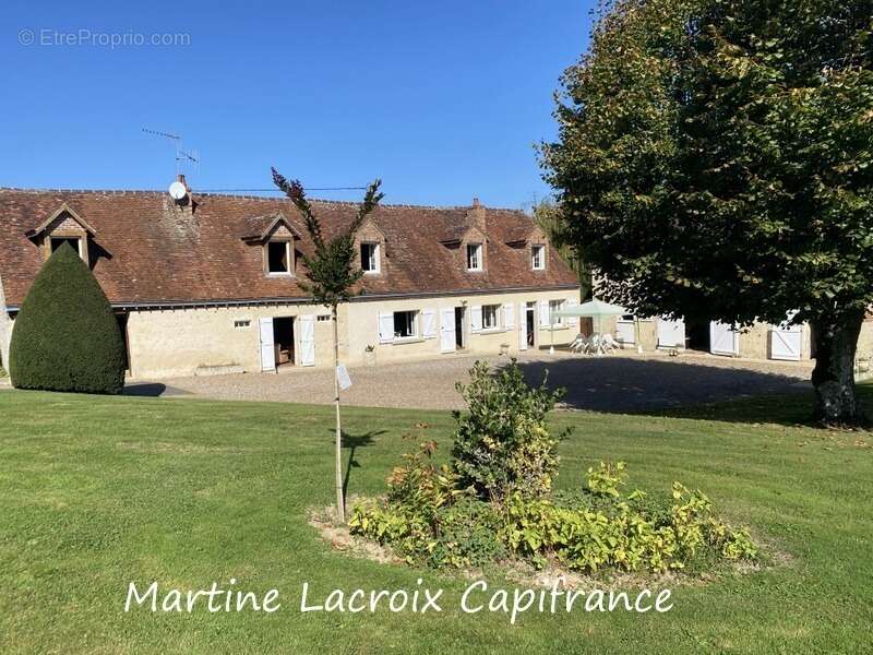 Maison à CORMES