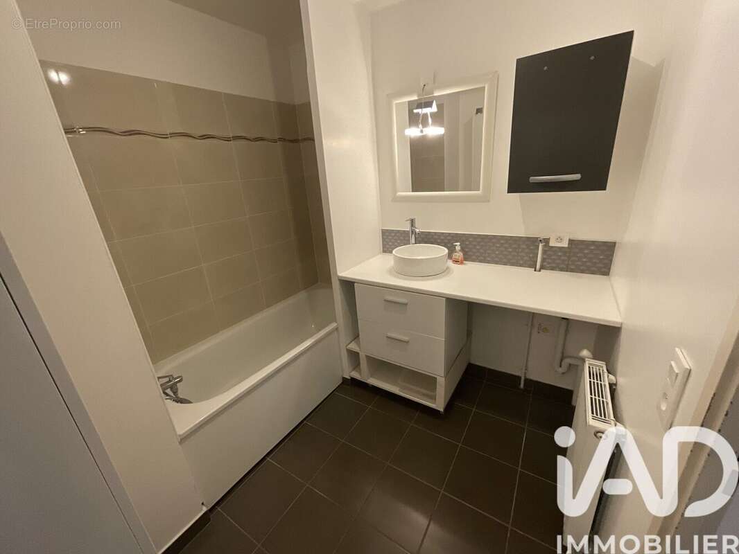 Photo 8 - Appartement à SAINT-PIERRE-DU-PERRAY