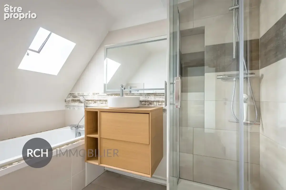 Abondant - Charmante maison rénovée située dans un environnement privilégié - photo 11