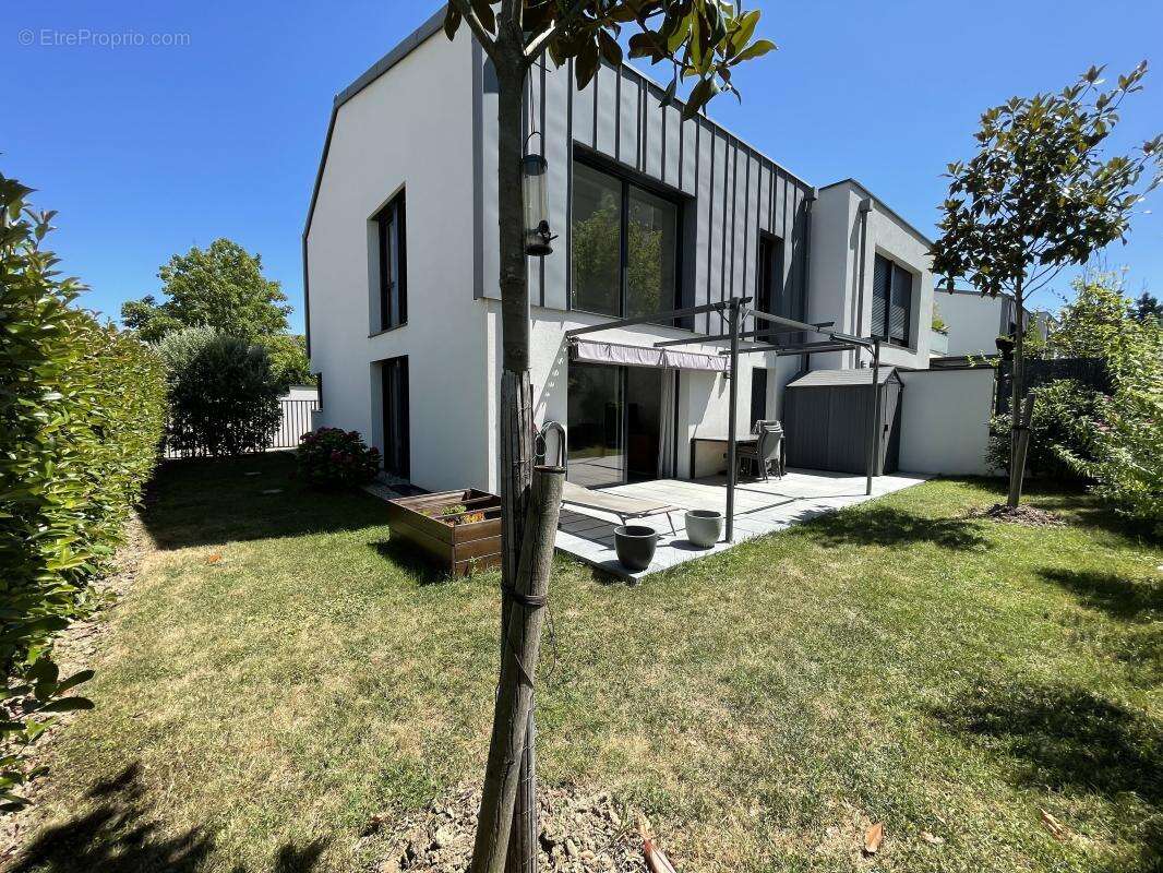 Maison à BRON