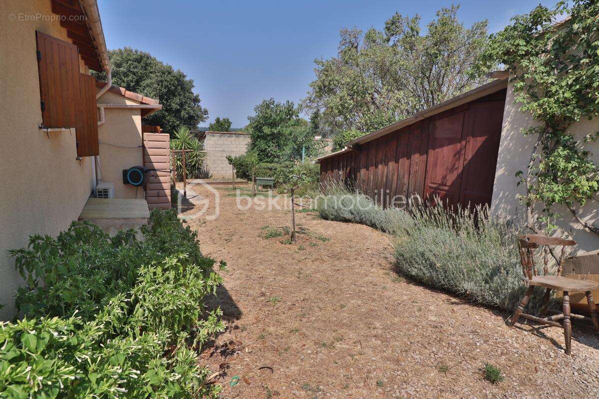 2 maisons individuelles mitoyennes sur 815m² de terrain - photo 12