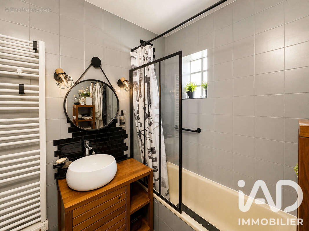 Maison 115 m² à Sainte-Genevieve-Des-Bois  - photo 8