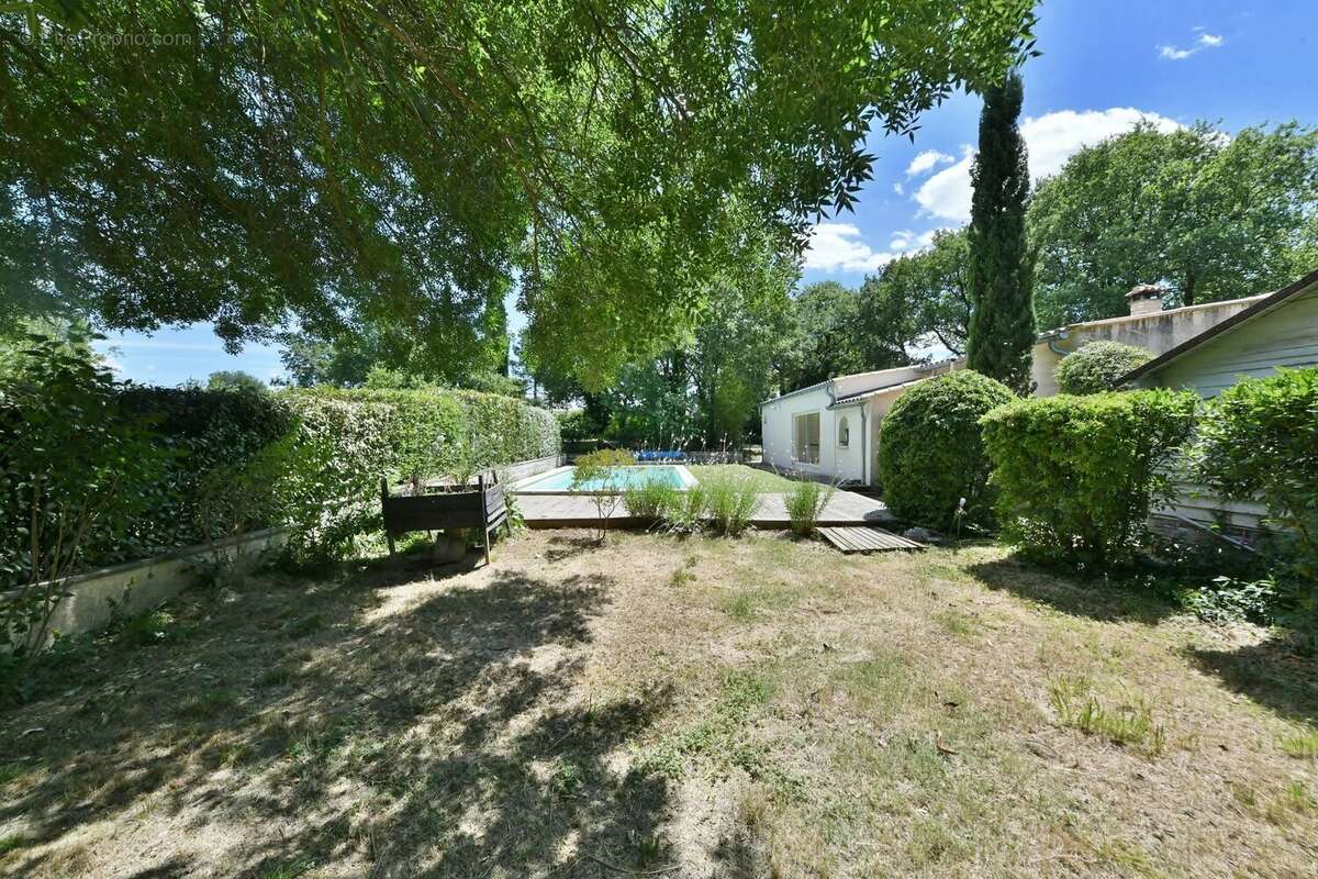 Maison à UZES
