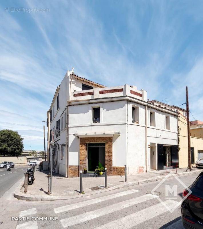 Appartement à MARSEILLE-3E