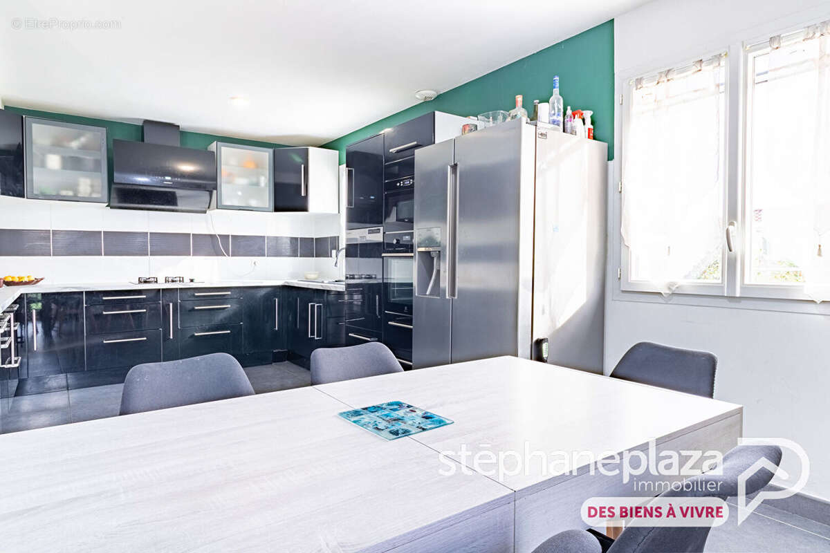 Maison à CORCELLES-EN-BEAUJOLAIS