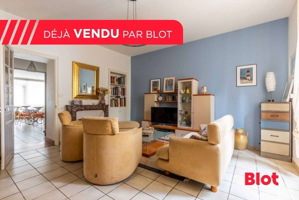 Maison à MONTFORT-SUR-MEU