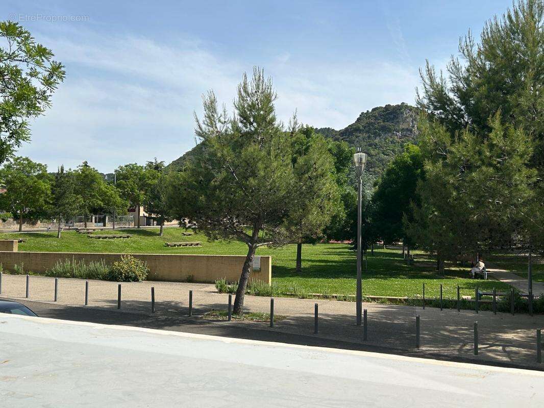 Appartement à SAINT-PAUL-TROIS-CHATEAUX