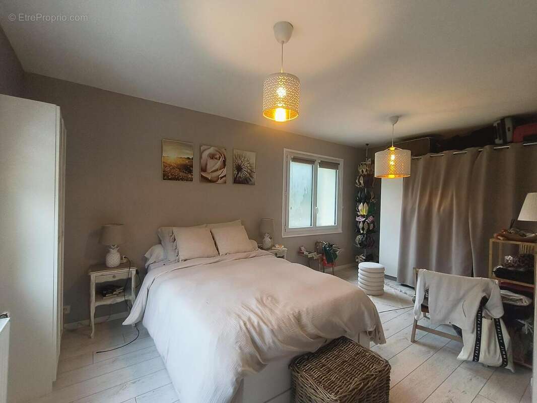 Photo 6 - Maison à COURS-LA-VILLE