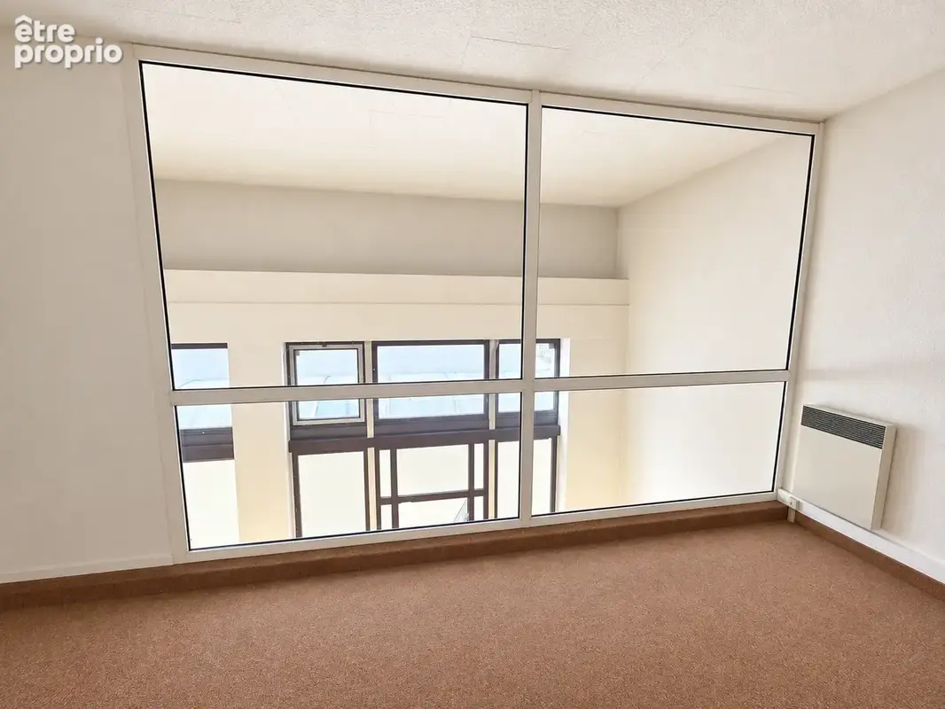 Vichy centre-ville   local commercial avec potentiel de transformation en habitation - photo 7