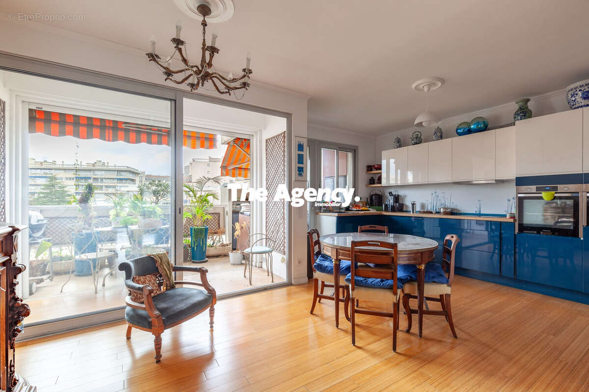 Appartement à MARSEILLE-8E