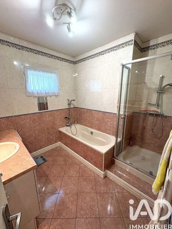 Photo 7 - Maison à LIVRY-GARGAN