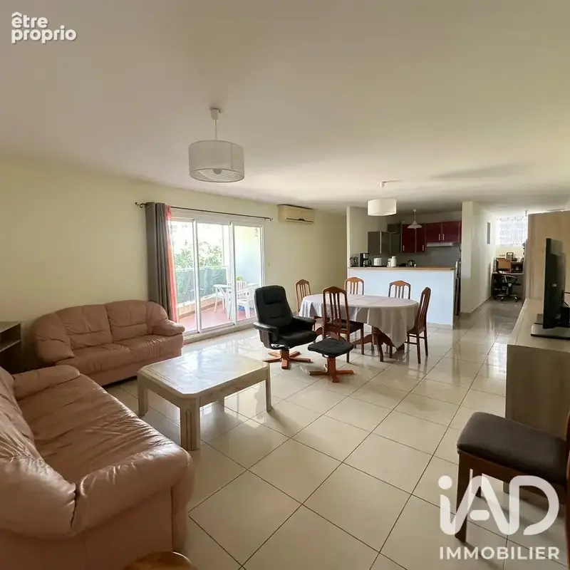 Photo 1 - Appartement à SAINT-DENIS