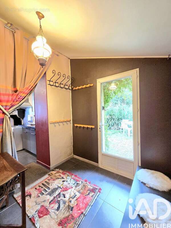 Photo 7