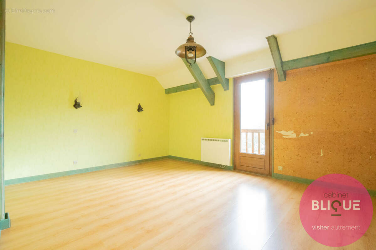 Maison à JEANDELAINCOURT