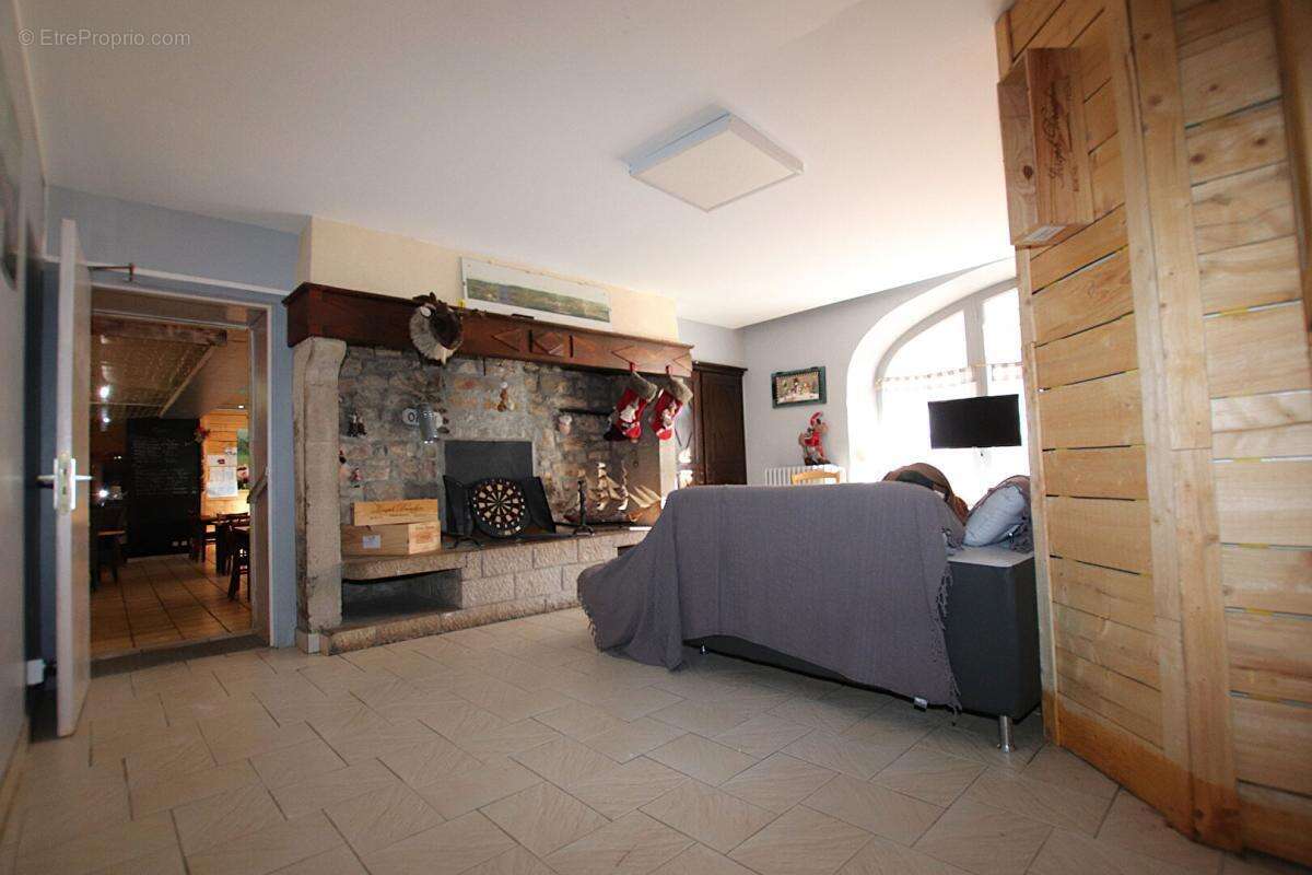 Maison à SEVERAC-LE-CHATEAU