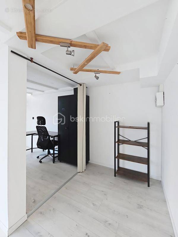 Commerce à LA GRANDE-MOTTE