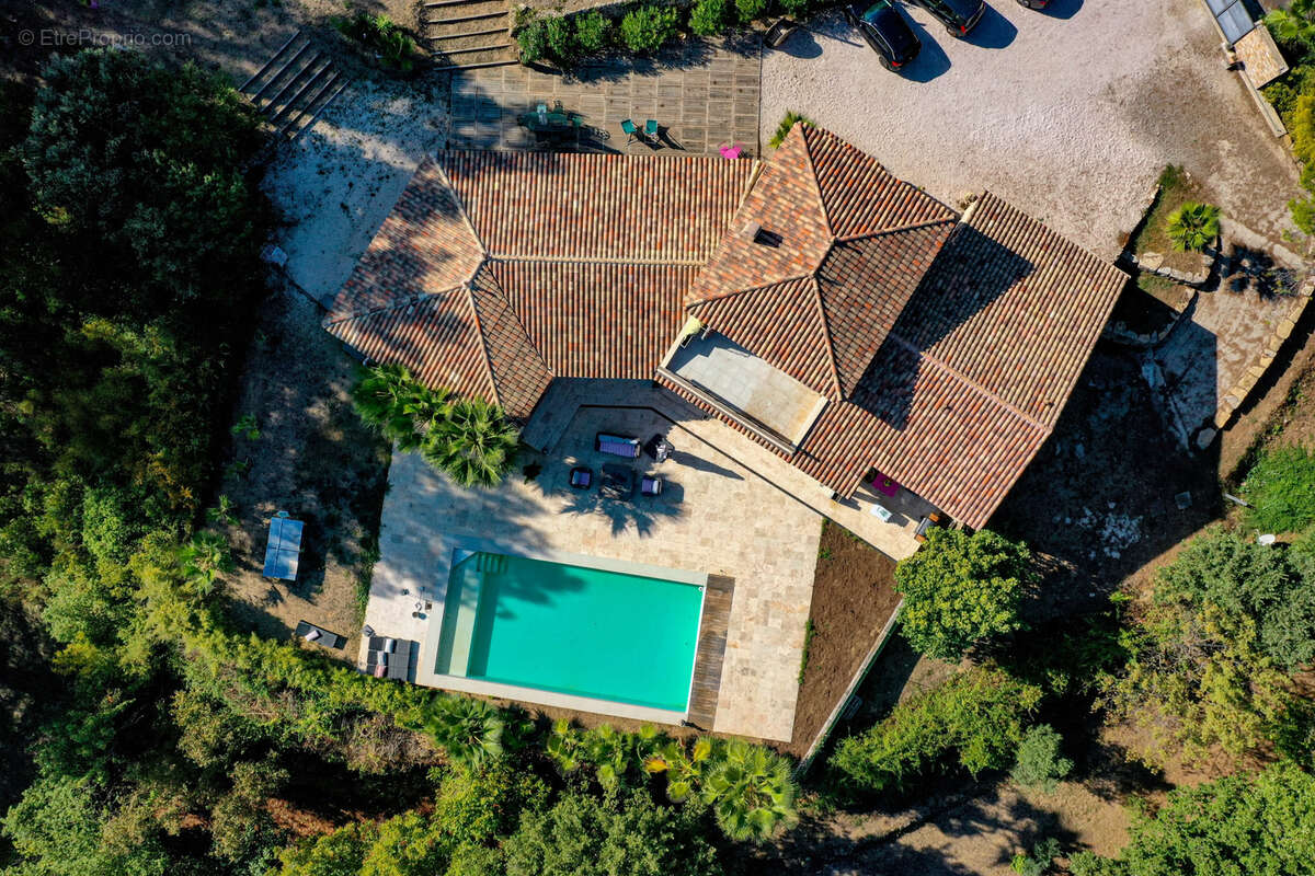 Maison à DRAGUIGNAN