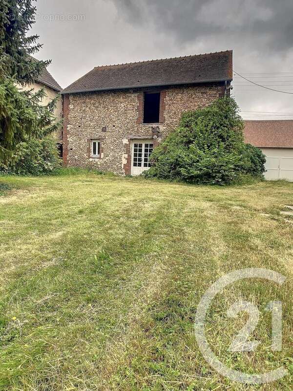 Maison 212 m² à Rouvres  - photo 13