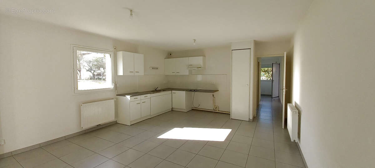 Appartement à AMBARES-ET-LAGRAVE