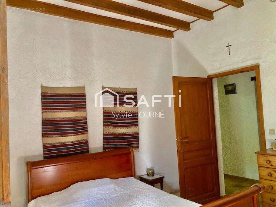 Maison 99 m² à Cazaubon  - photo 6