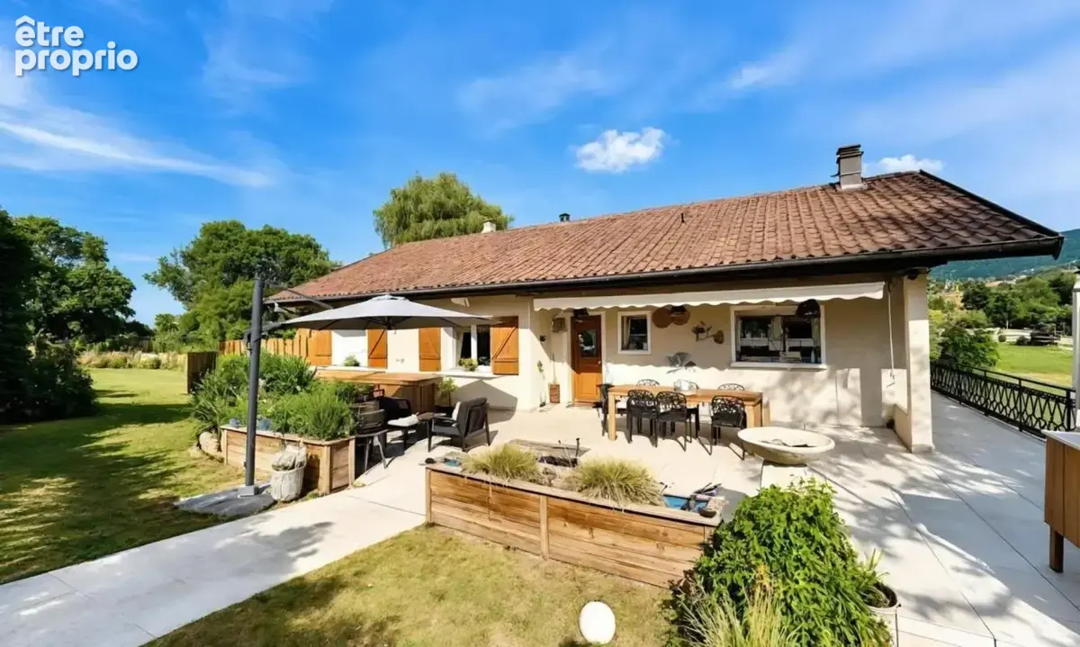 Maison à vendre 6 pièces 130 m² (74)- Terrain 2200 m² - photo 1