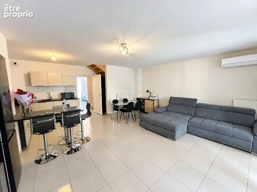 À vendre – superbe duplex t4 de 81 m² avec entrée indépendante, deux terrasses et garage - photo 2