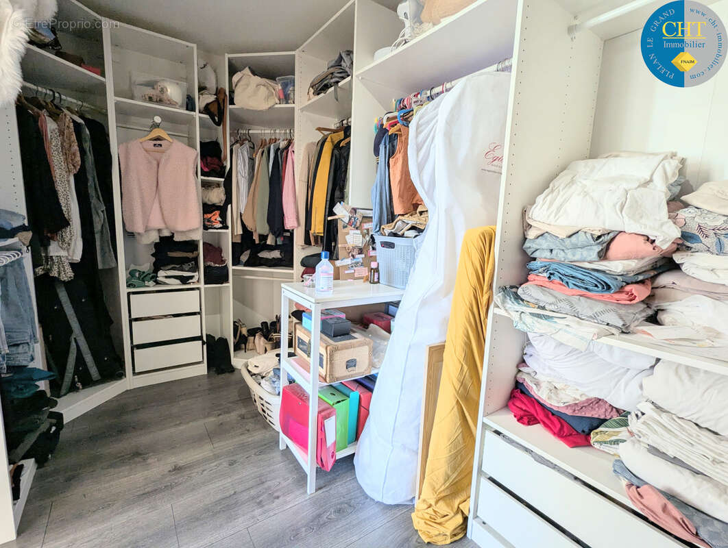 Maison à LES BRULAIS