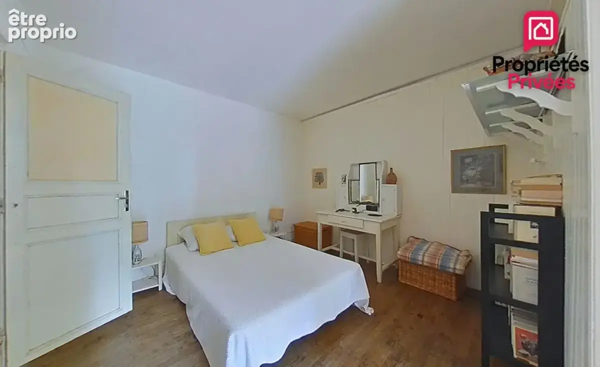Propriété Ouveillan - 402 m² habitables - Piscine & dépendances - photo 13