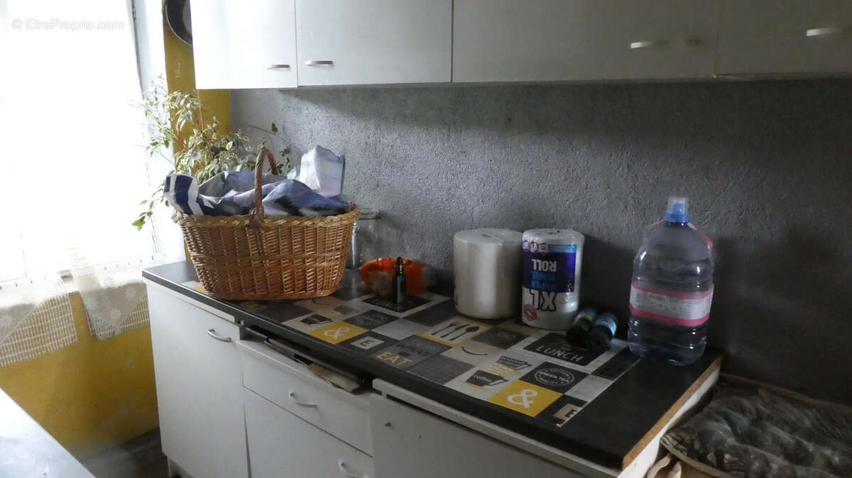 Maison à LA CROISILLE-SUR-BRIANCE