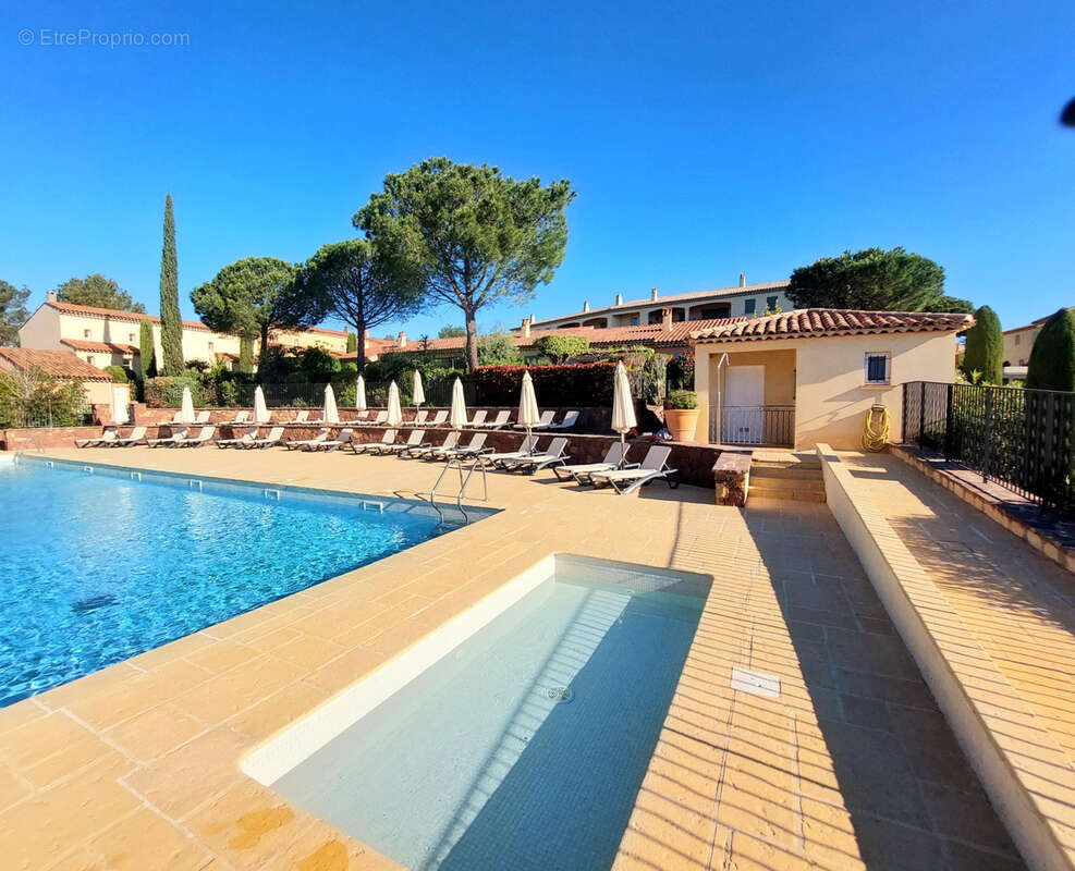 Superbe villa plain pied située sur le Domaine de St-Endréol 4* Golf & Spa Resort. - photo 4