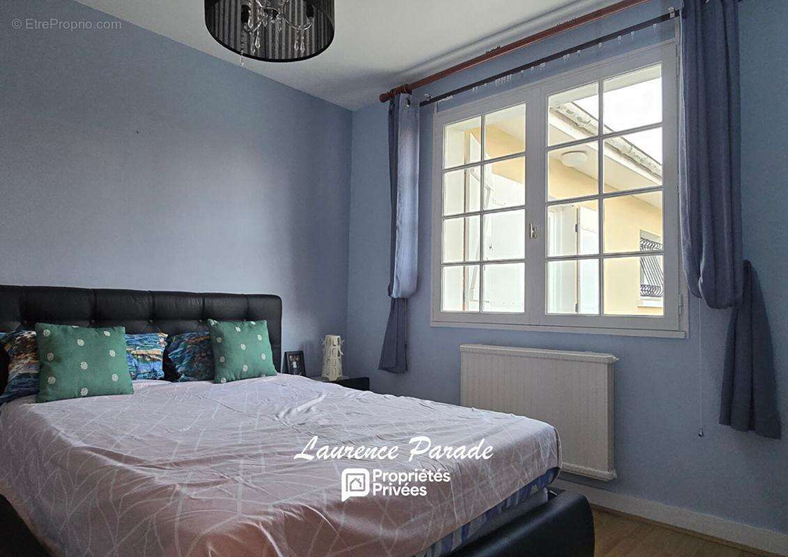 Maison à MONTPON-MENESTEROL