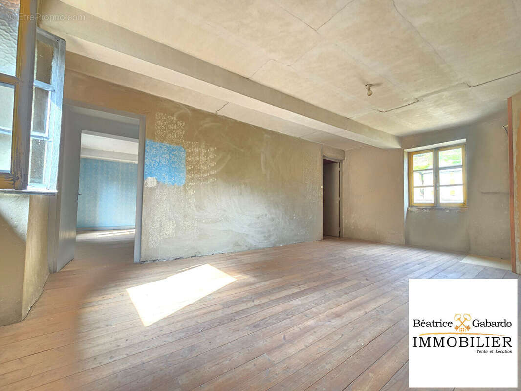 Maison Chamelet 6 pièce(s) 183 m2 - photo 10