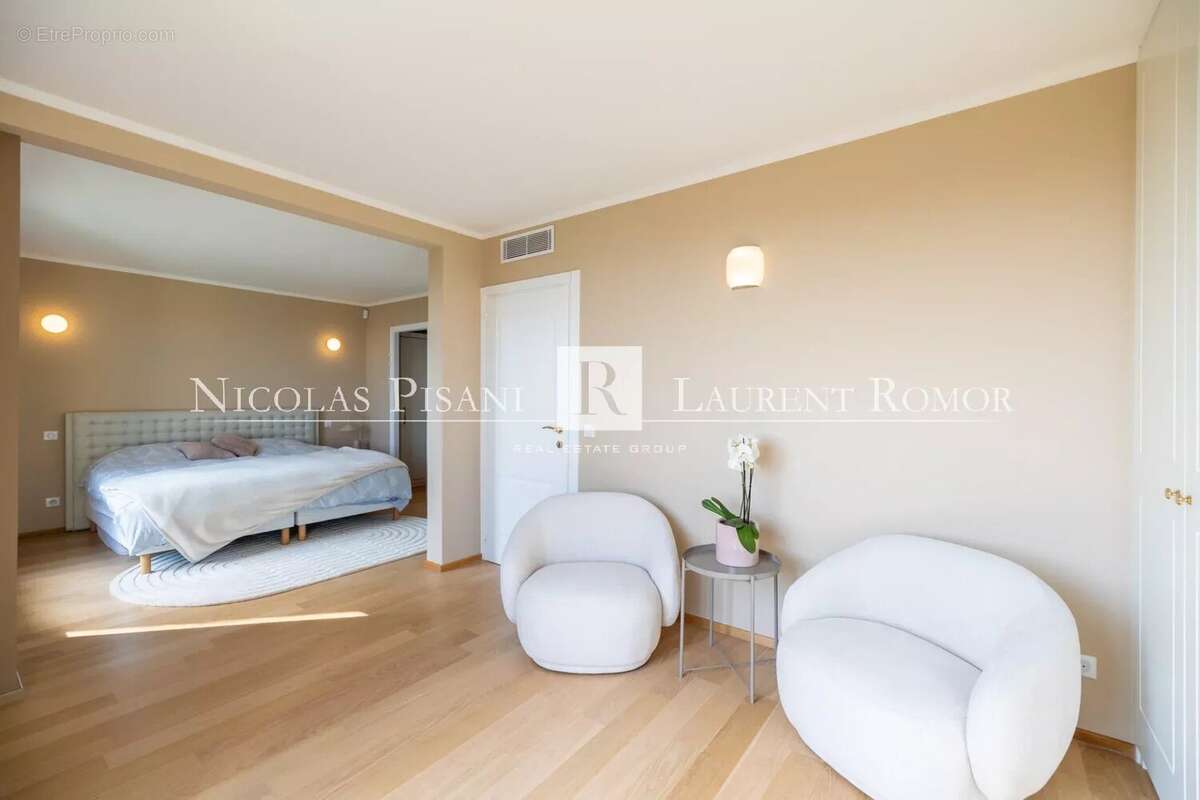 Appartement à VILLEFRANCHE-SUR-MER