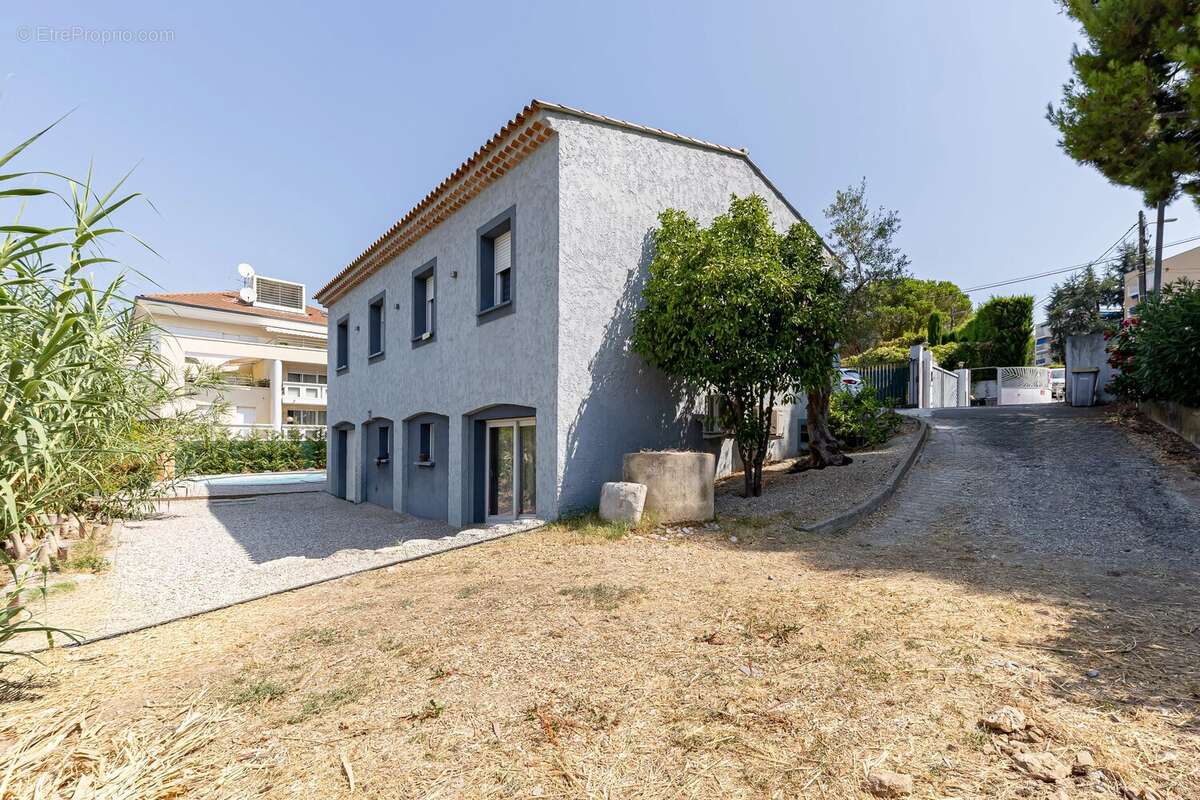 Villa individuelle avec piscine. nice ouest. - photo 2