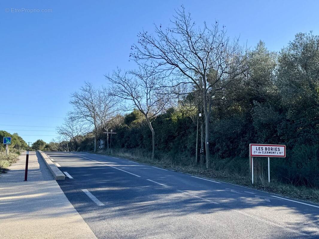 Terrain à CLERMONT-L'HERAULT