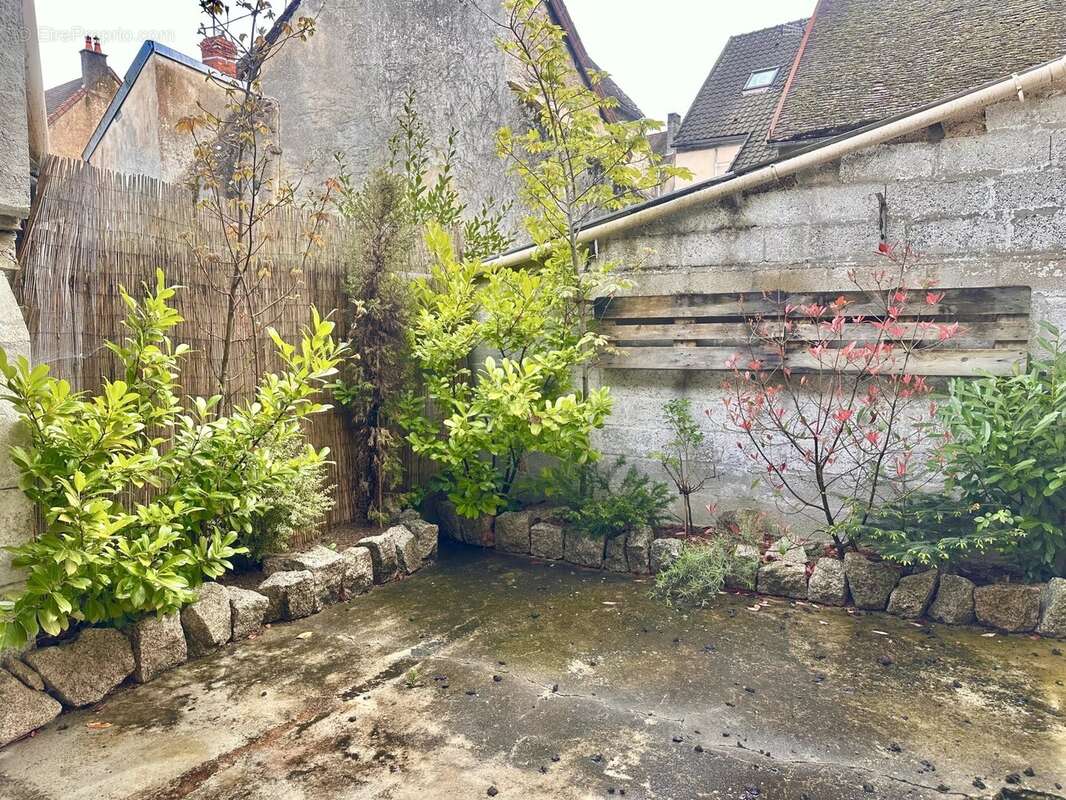 Appartement à SAULIEU