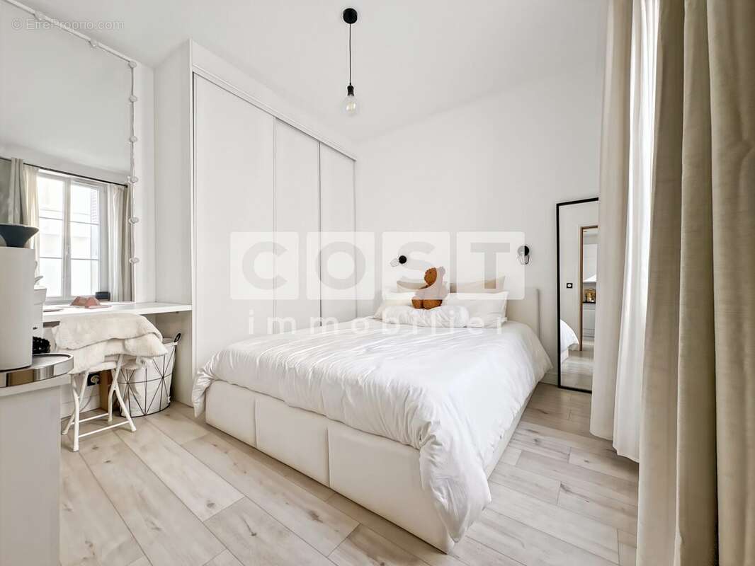 Appartement à COLOMBES