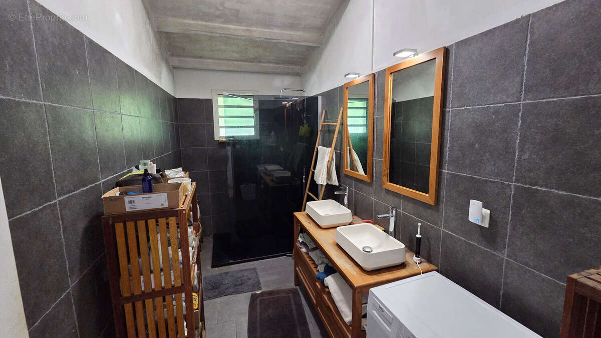 Maison à SAINT-DENIS