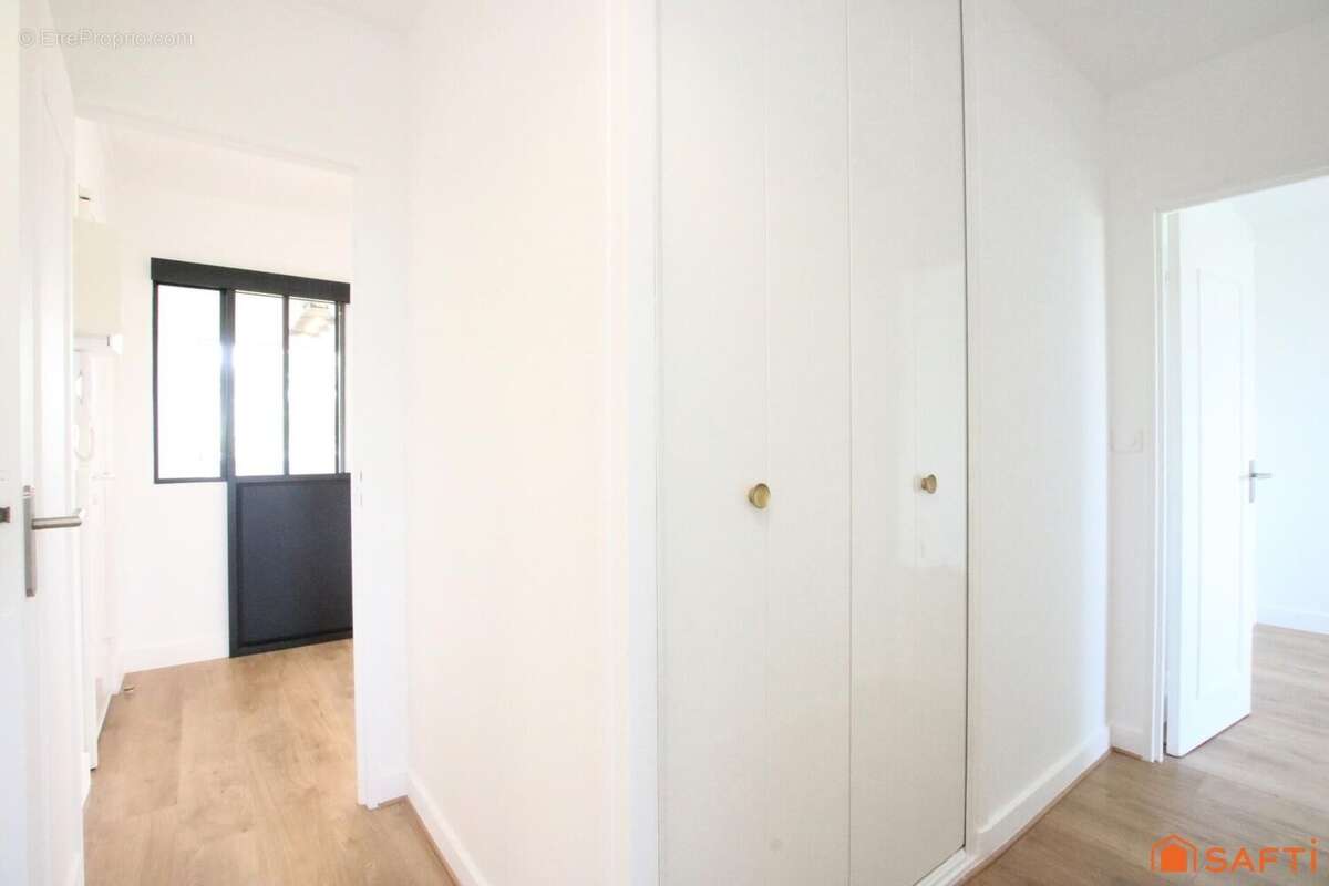 Photo 9 - Appartement à MASSY