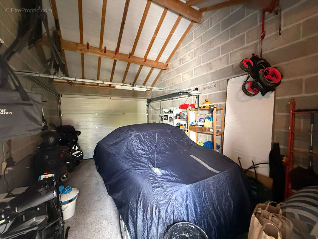 Amiens - quartier sud est - pavillon individuel de plain pied - terrasse  - jardin - double garages - photo 11